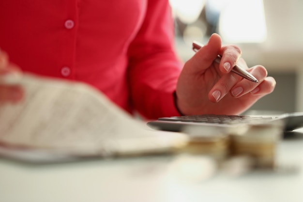 Kontakt i warsztaty haftu